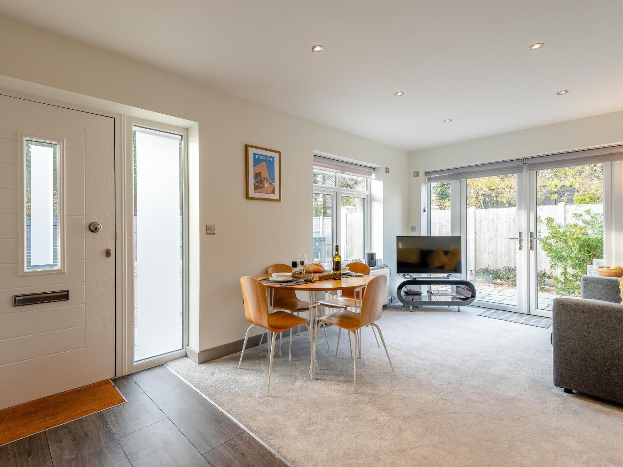 Solsken Villa Bournemouth Bagian luar foto
